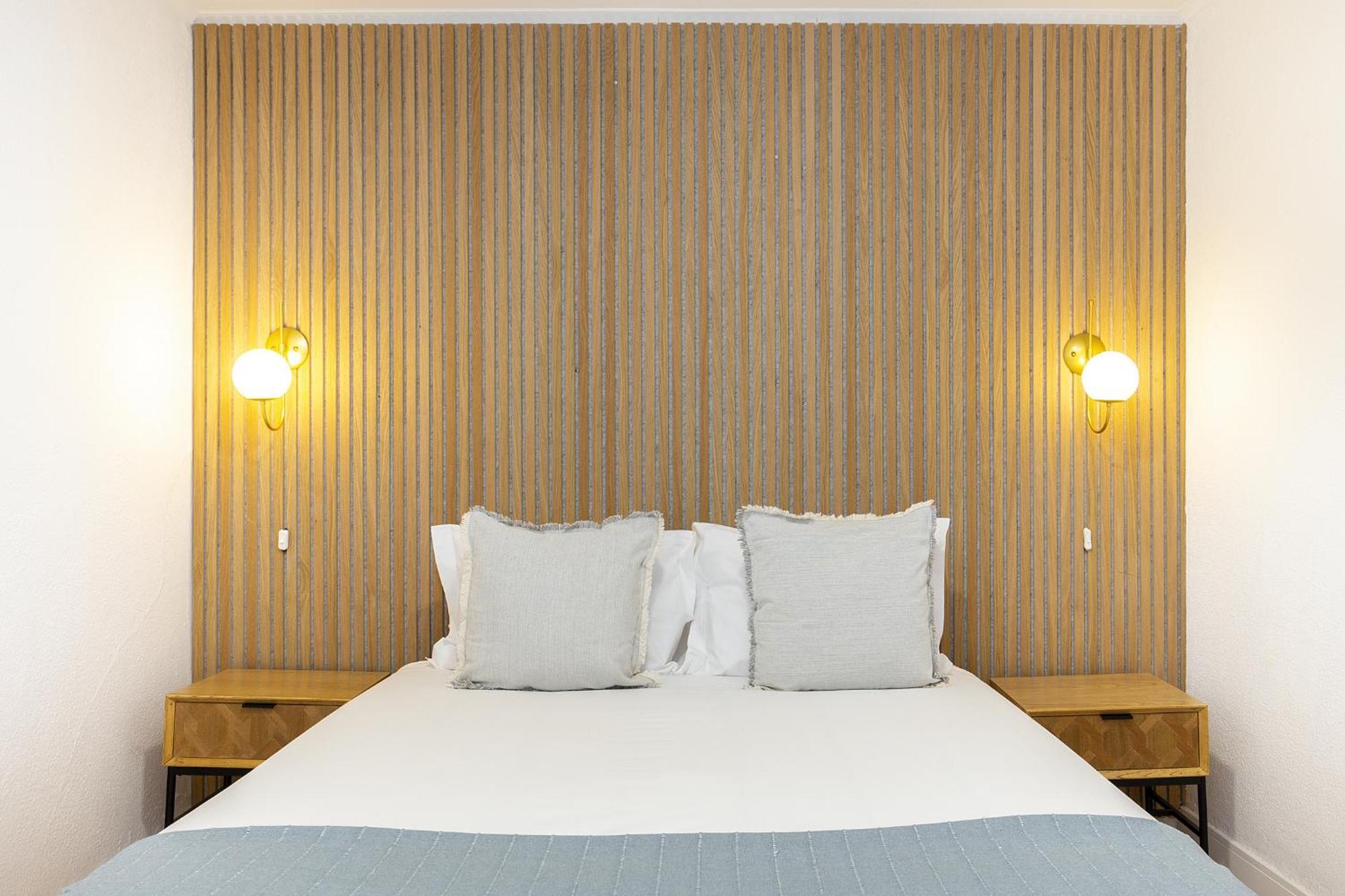 Apartment Whome Stylish Family In The Heart Of Chiado Lissabon