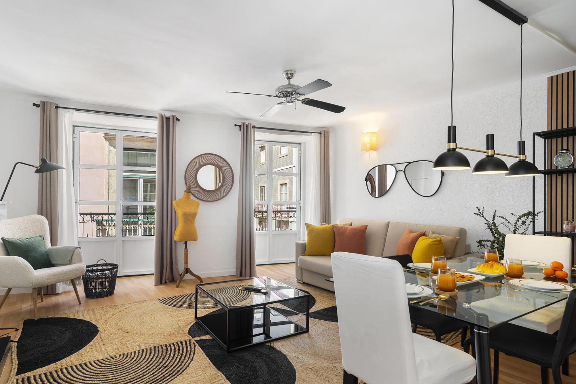 Apartment Whome Stylish Family In The Heart Of Chiado *